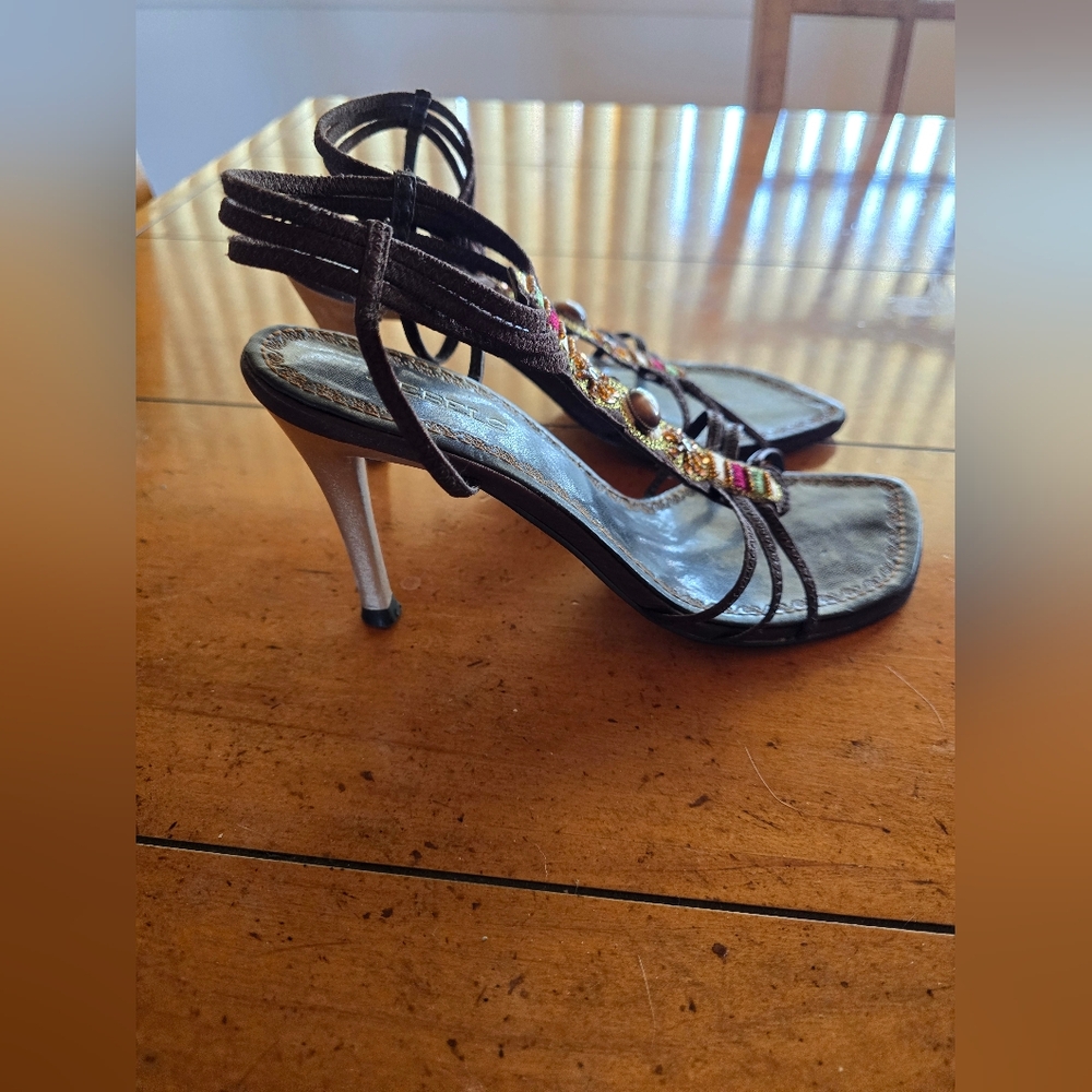 Vintage Brown Strappy High-heeled Bohemian Sandles By Rebels - Picture 9 of 11